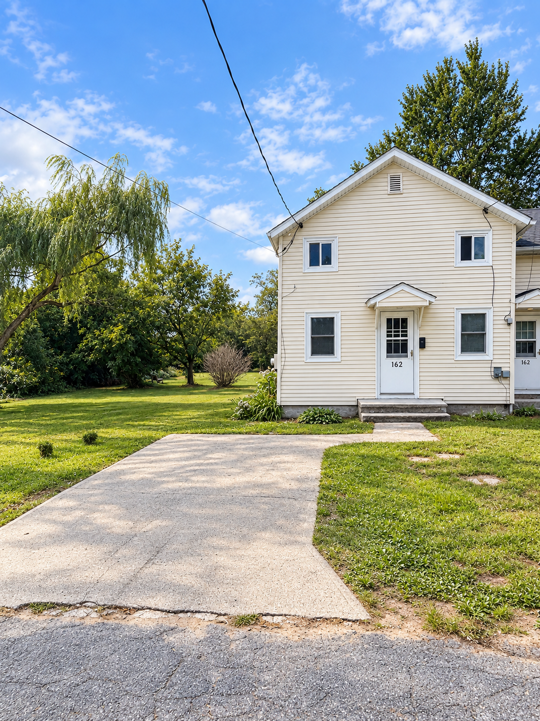 162 Smith Street Apt 1