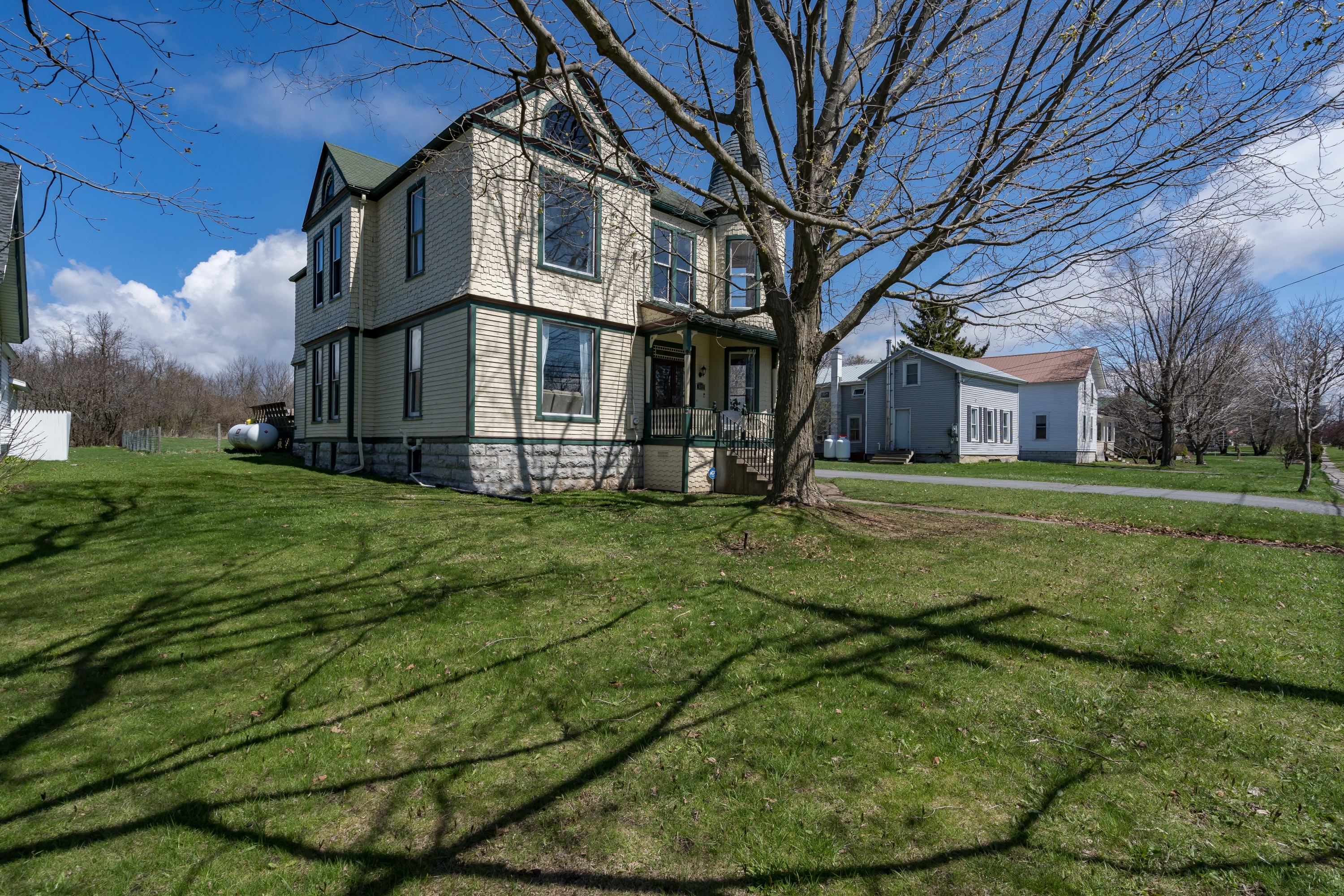 Property thumbnail image